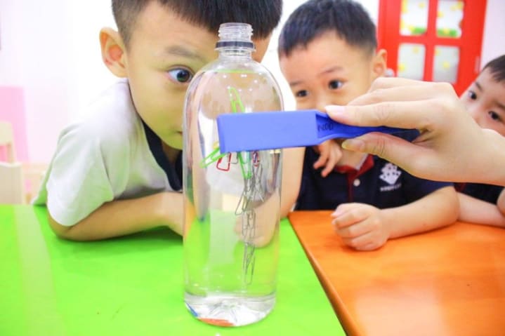 Mẹo giúp trẻ yêu thích khoa học hơn qua thí nghiệm Mẹo giúp trẻ yêu thích khoa học hơn qua thí nghiệm