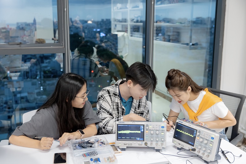 Kỹ năng học tập liên tục – Chìa khóa sống còn trong IT 2026 Kỹ năng học tập liên tục – Chìa khóa sống còn trong IT 2026