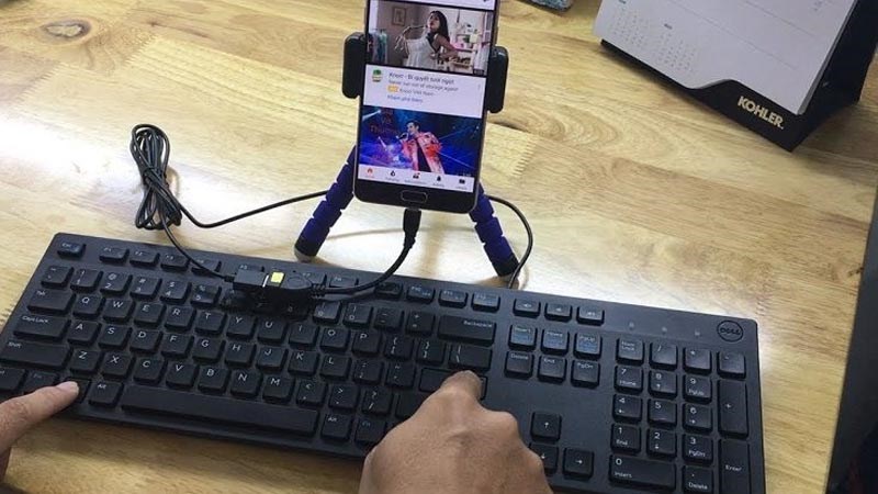 Cách kết nối bàn phím cơ không dây với máy tính và điện thoại