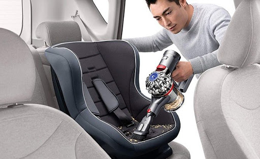 Cách vệ sinh ghế ngồi ô tô cho bé sạch bóng như mới