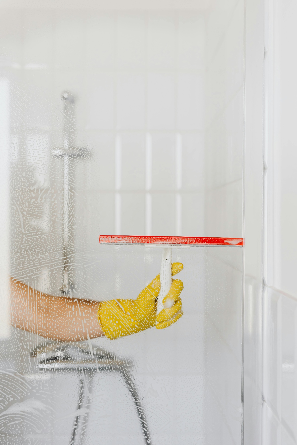 Cách xử lý các vết bẩn cứng đầu và mùi hôi đặc trưng