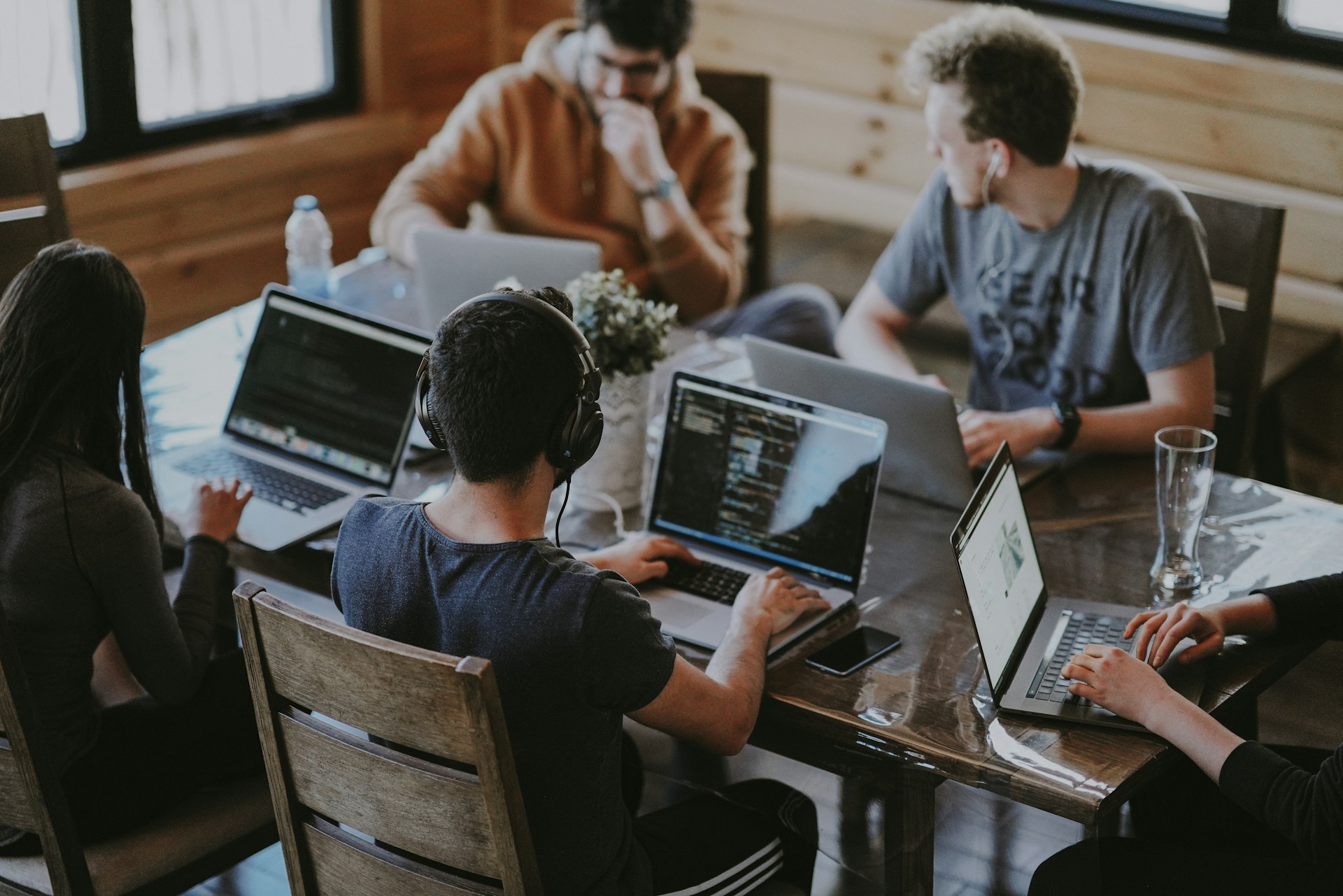 Vai trò của Web Designer và Web Developer trong kỷ nguyên mới