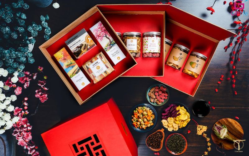 Quà Tết truyền thống Việt Nam: Ý nghĩa & cách chọn đúng